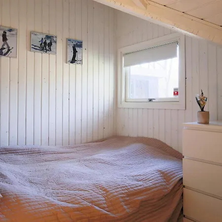 8 Person In Gilleleje-by Traum Gilleleje
